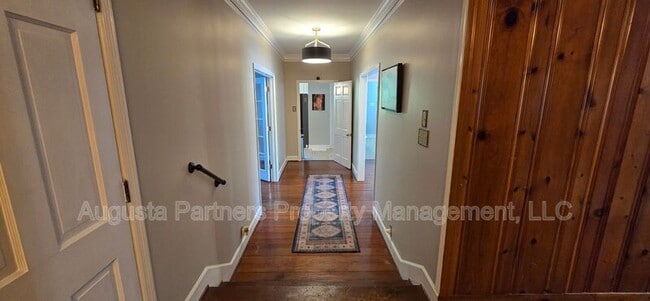 Building Photo - 289 Ashbrook Dr