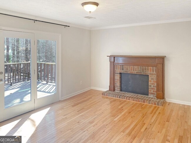 Building Photo - 860 Crab Orchard Dr