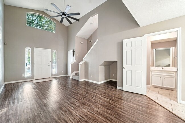 Building Photo - 100 Westpark Dr