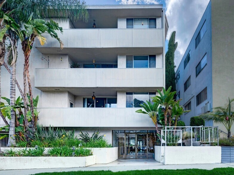 Building Photo - 1541 Hayworth Ave