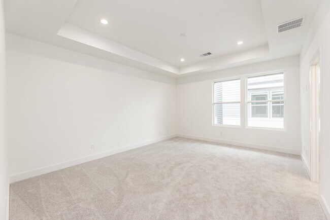 Building Photo - 905 Quitman St