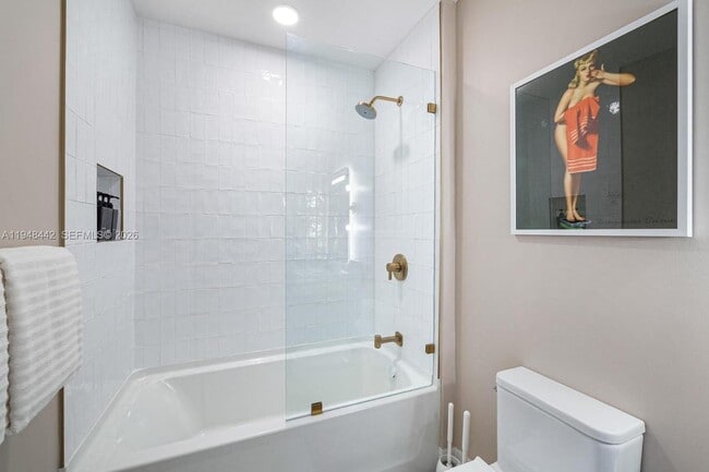 Building Photo - 159 NE 6th St