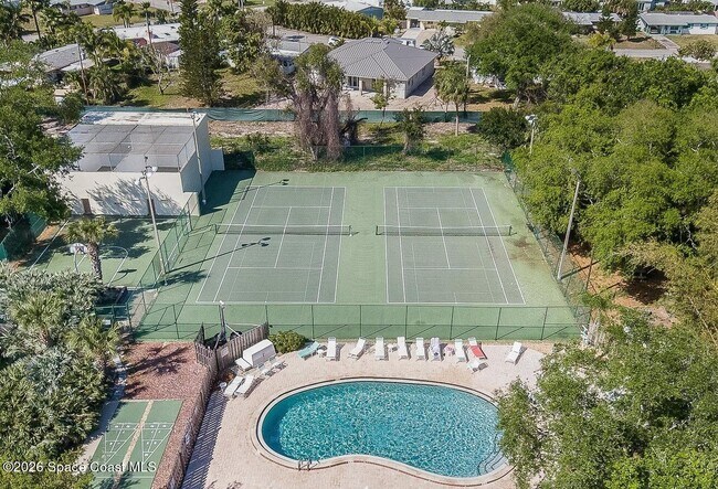 Building Photo - 8789 Live Oak Ct