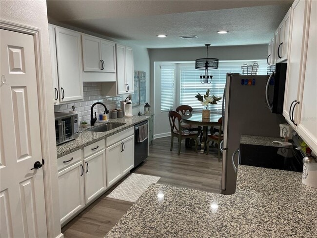 Building Photo - 6268 Sandpipers Dr