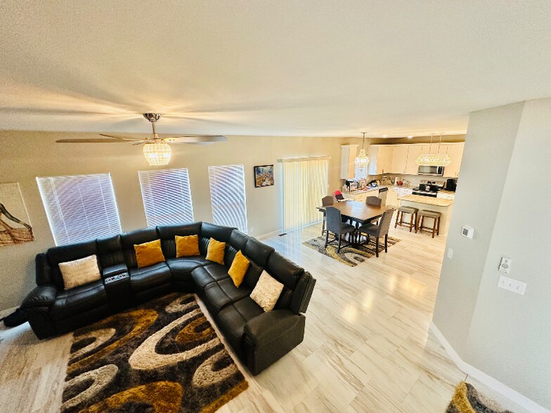 Building Photo - 100 Grand Vista Ct