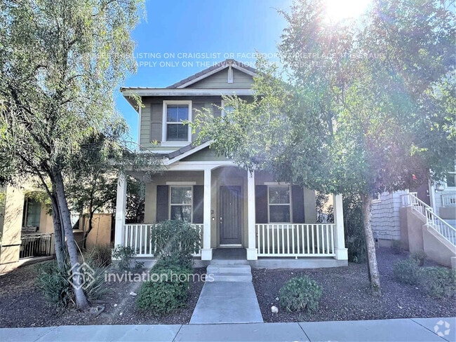 Building Photo - 2974 N Clanton St