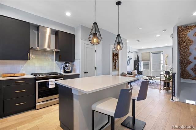 Building Photo - 3566 W 16th Ave