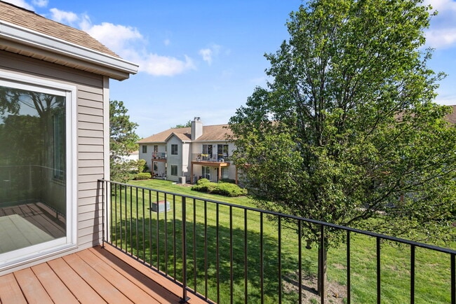 Building Photo - 7030 Park Ln Ct