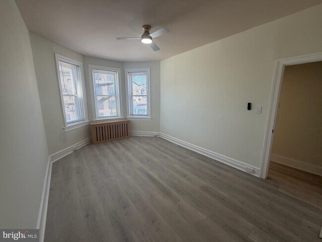 Building Photo - 2707 11th St NW