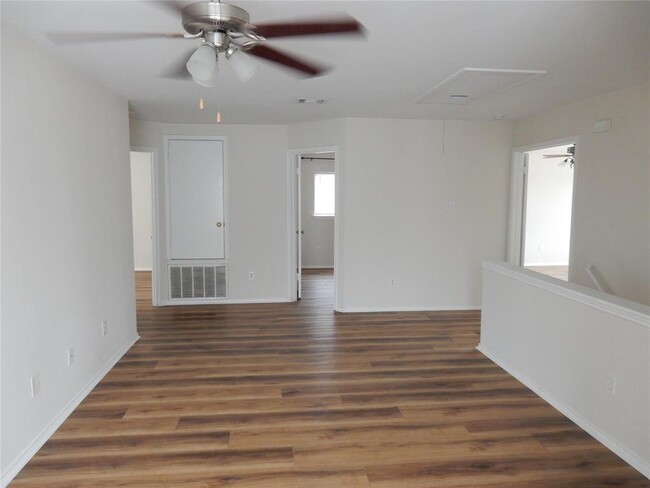Building Photo - 306 Crossland Cove