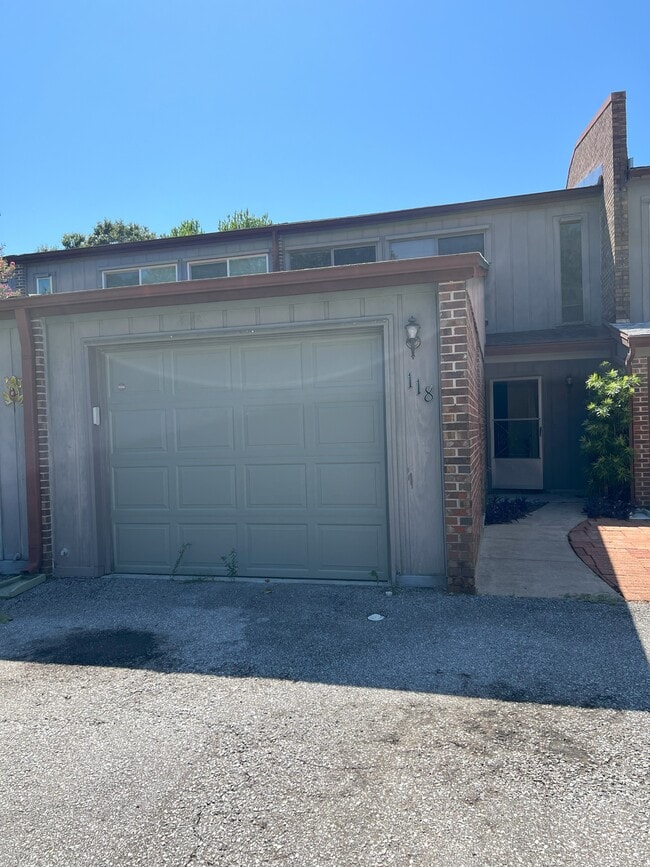 Building Photo - 118 Opp Blvd NE