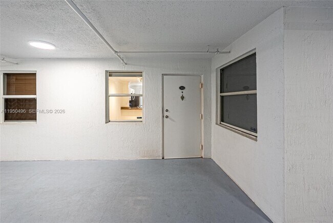 Building Photo - 2575 SW 27th Ave