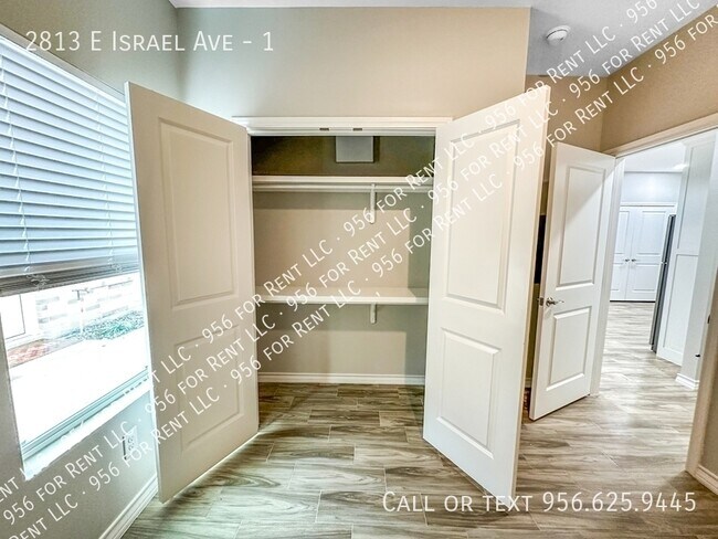 Building Photo - 2813 E Israel Ave