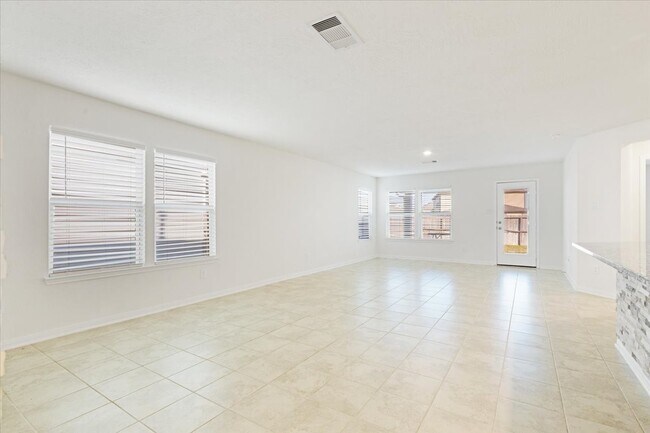 Building Photo - 20835 Filbert Ln