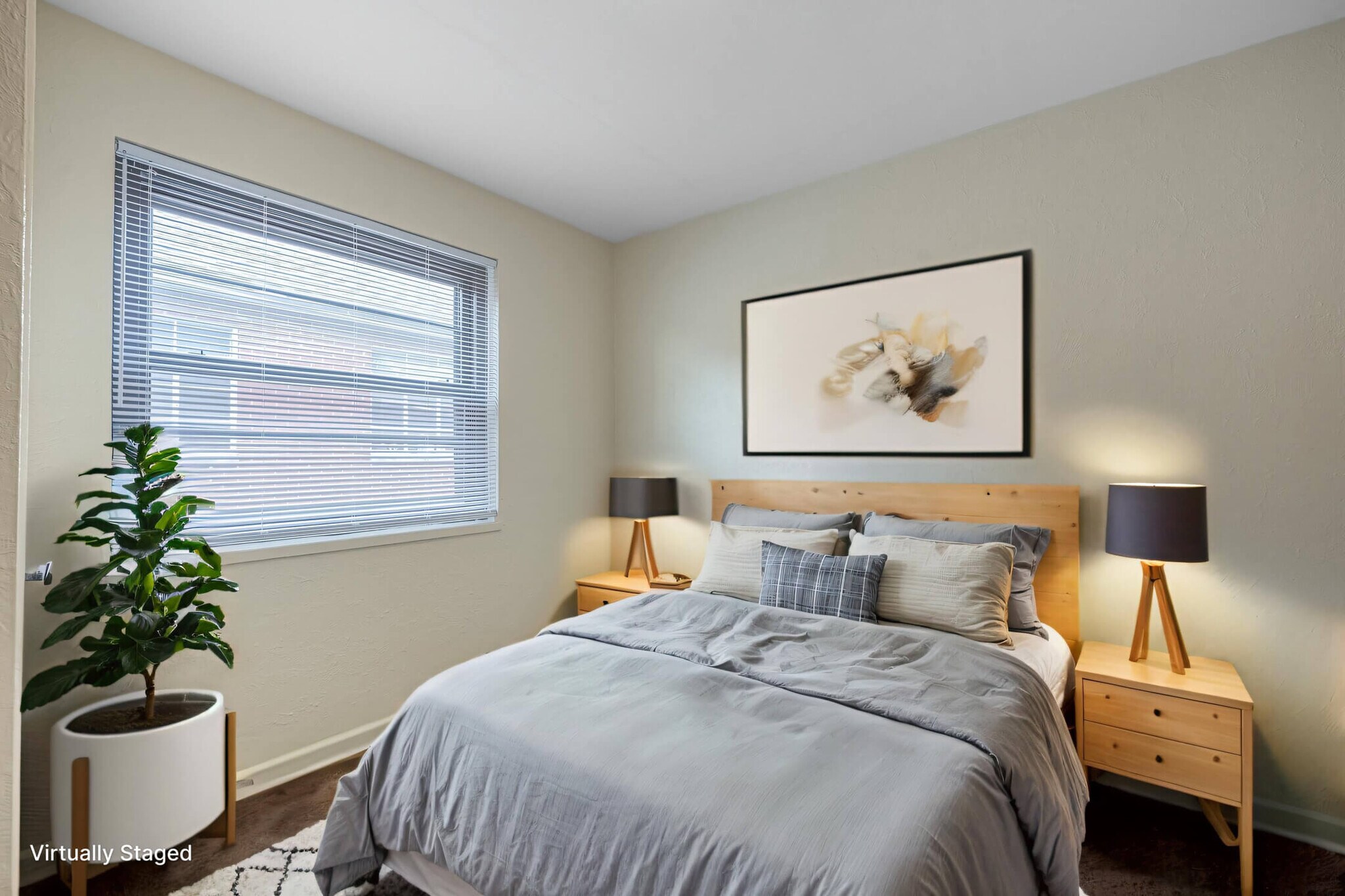 Building Photo - 108 E Norman Ave