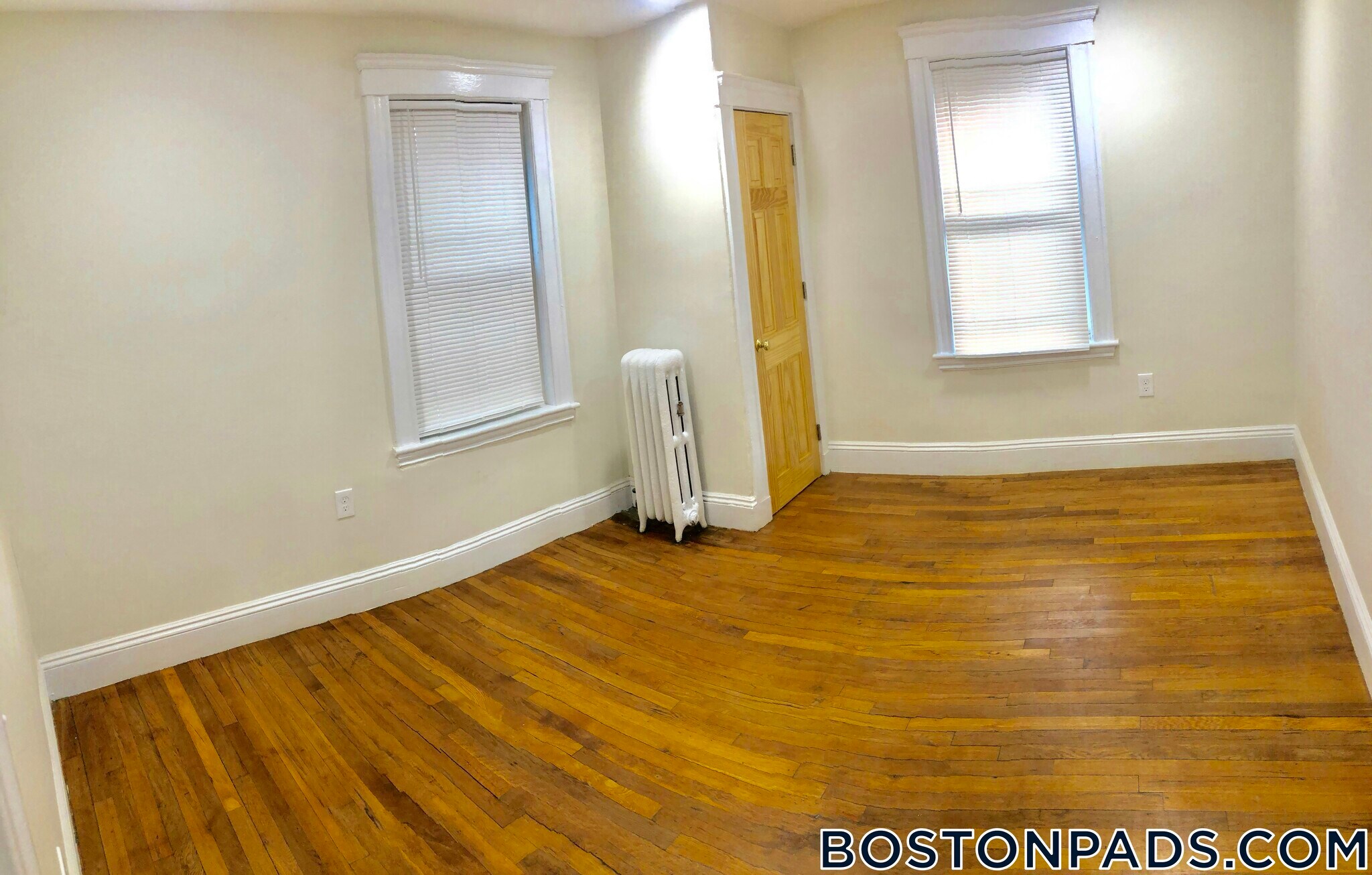 Building Photo - 12 Logan St