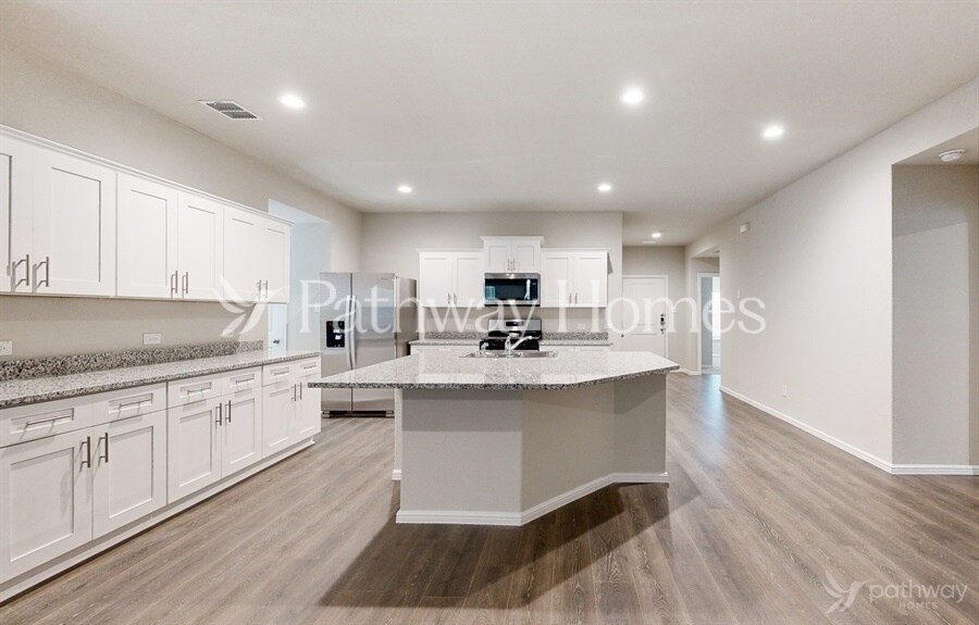 Building Photo - 1601 Garysburg Ct