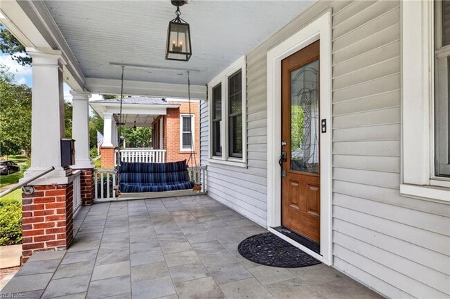 Building Photo - Charming 4-Bedroom Home in the Heart of Colonial Place
