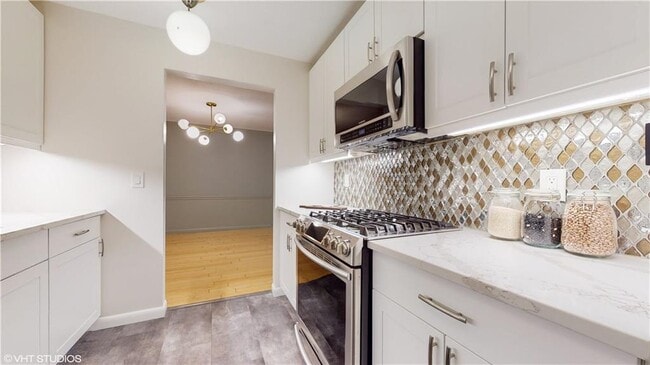 Building Photo - 1177 Church St