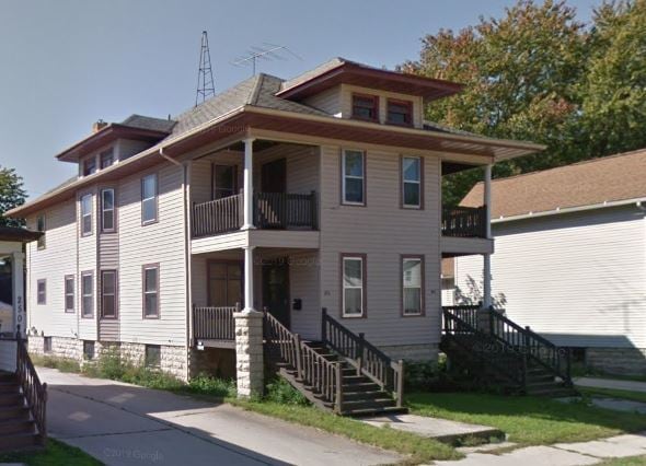 Building Photo - 244 E 1st St