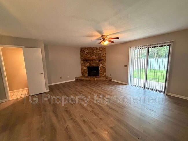 Building Photo - 4403 Windergate Dr