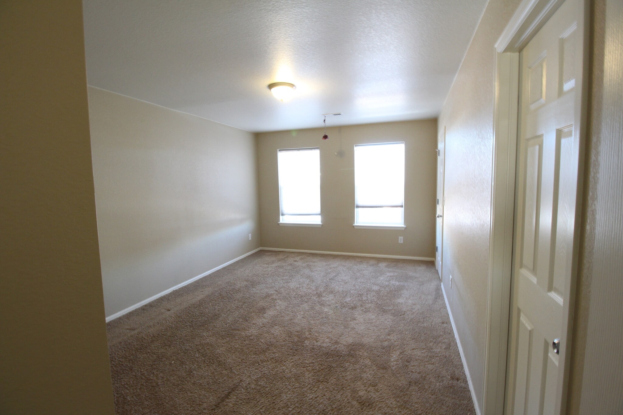 Building Photo - 1000 Stanley Ct