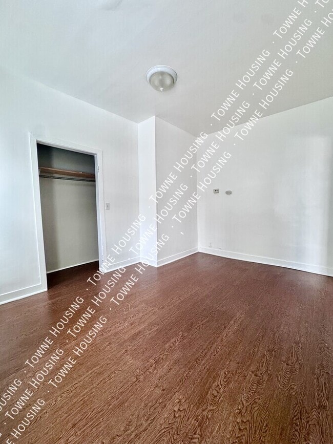 Building Photo - 256 14th St