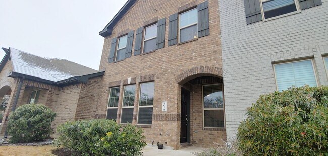 Building Photo - 7220 Wyoming Springs Dr