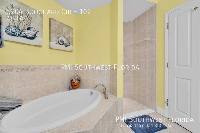 Building Photo - 5204 Bouchard Cir