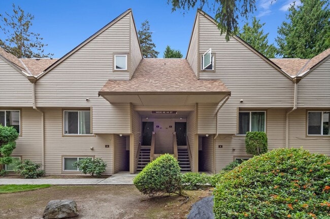 Building Photo - Ground floor 1 bed + bonus room in prime B...