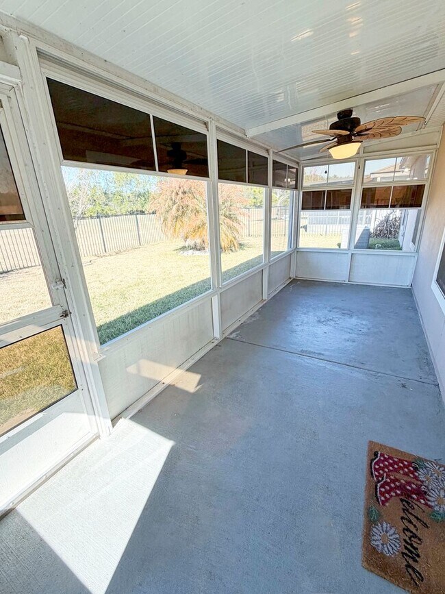 Building Photo - Beautiful 4 Bedroom, 2 Bathroom Home Situated on Grande Reserve Golf Course