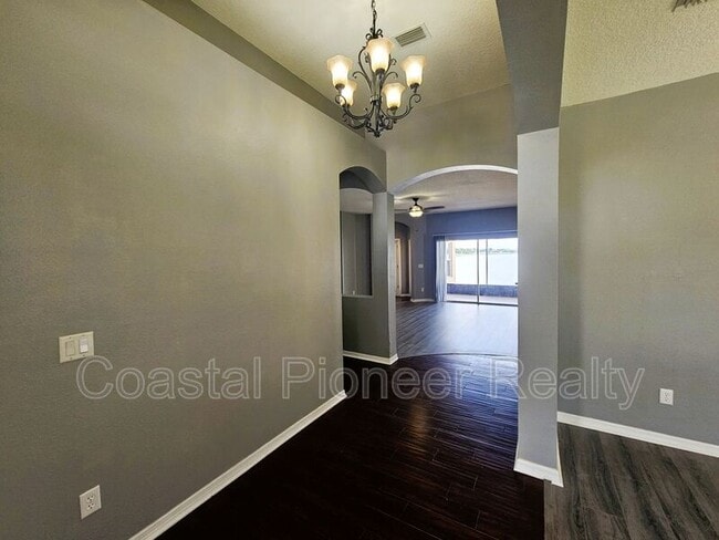 Building Photo - 1824 Mira Lago Cir