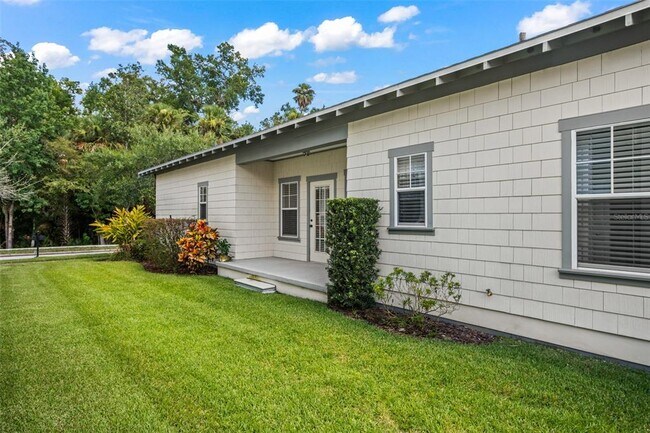 Building Photo - 1114 White Moss Ln