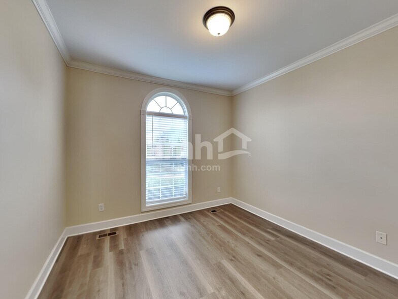 Building Photo - 417 Bethany Cir