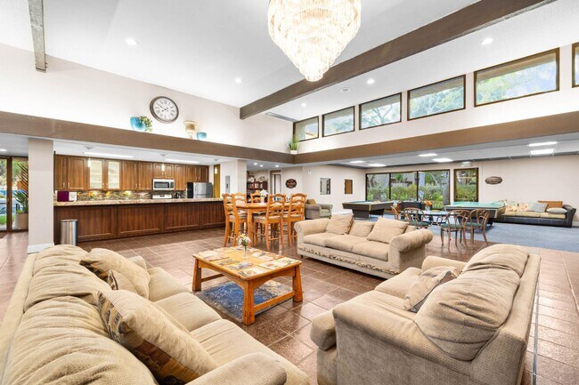 Building Photo - 6314 Friars Rd