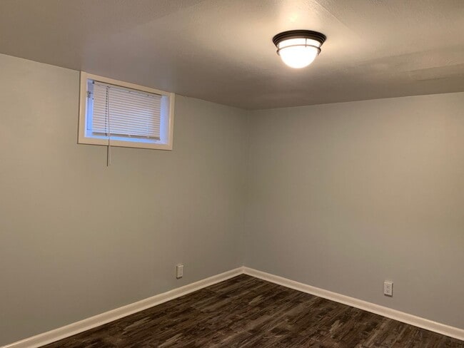 Building Photo - Wonderful 4 Bedroom 2 Bathroom Home in Eastridge!