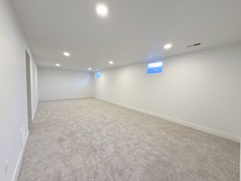 Building Photo - 55 Captain Marsh Dr