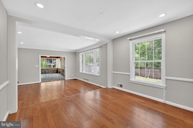 Building Photo - 5109 Blue Ridge Ave