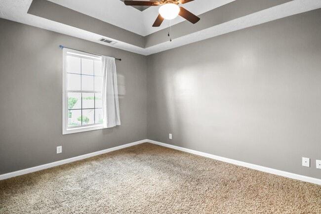 Building Photo - 2200 Trophy Trce