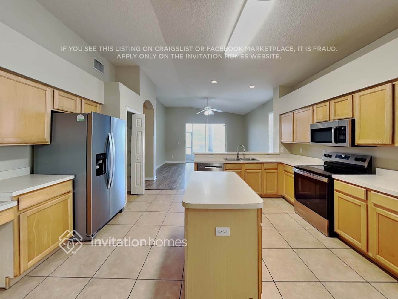 Building Photo - 13707 Ogakor Dr