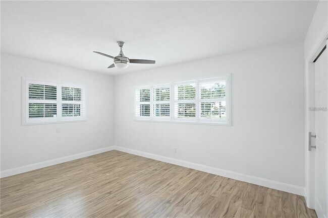 Building Photo - 1801 Bellemeade Dr