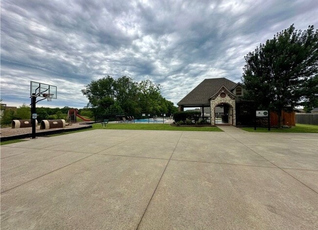 Building Photo - 3625 W Mountain View Dr