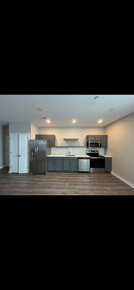 Kitchen - 1309 N Scott St