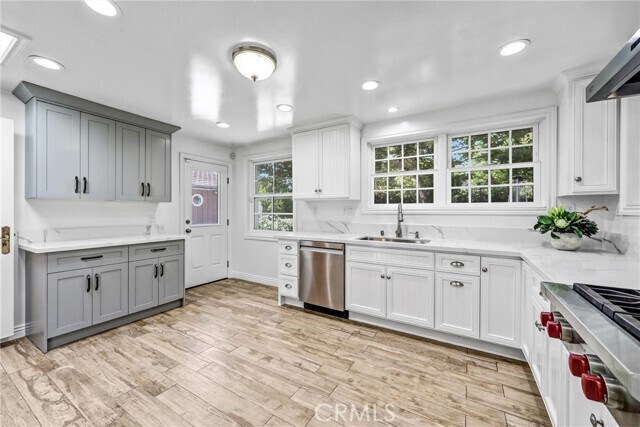Building Photo - 1120 Encanto Dr