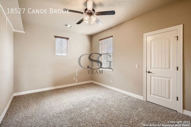 Building Photo - 18527 Canoe Brk