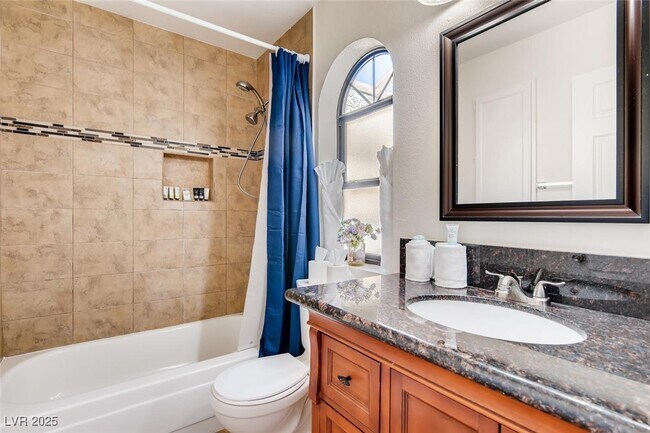 Building Photo - 8129 Spur Ct