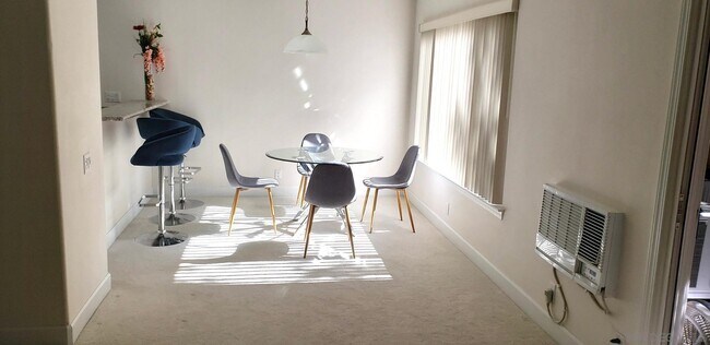 Building Photo - 3148 Via Alicante Via