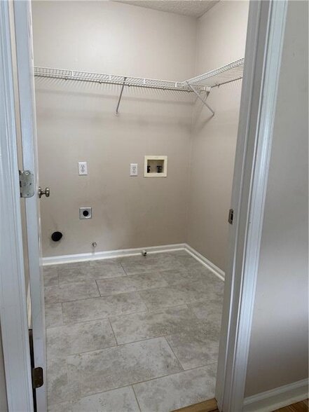 Building Photo - 2998 Bancroft Glen
