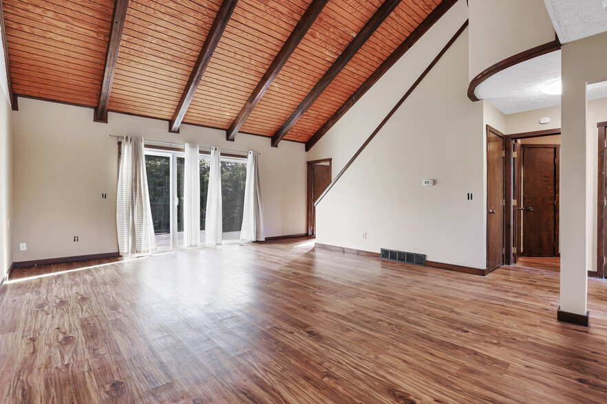 Building Photo - 2991 Cranston Dr