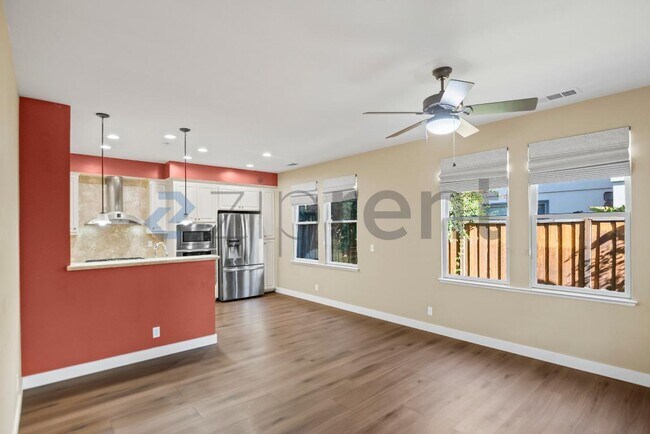 Building Photo - 1294 Pistachio Terrace